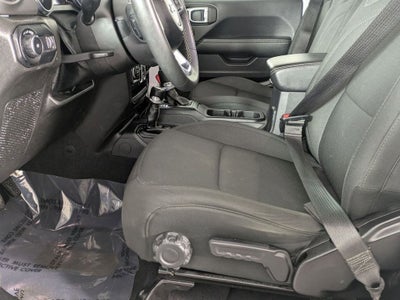 2023 Jeep Wrangler 4-Door Sahara