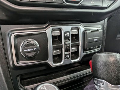 2023 Jeep Wrangler 4-Door Sahara