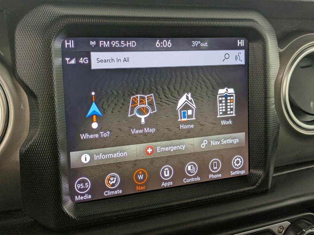 2023 Jeep Wrangler 4-Door Sahara