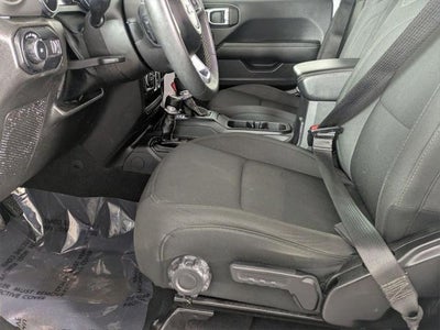 2023 Jeep Wrangler 4-Door Sahara