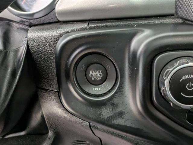 2023 Jeep Wrangler 4-Door Sahara