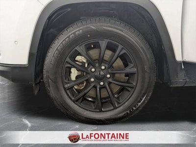 2023 Jeep Cherokee Altitude Lux 4x4