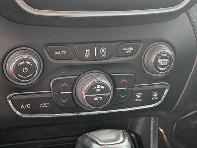 2022 Jeep Cherokee Latitude Lux 4x4