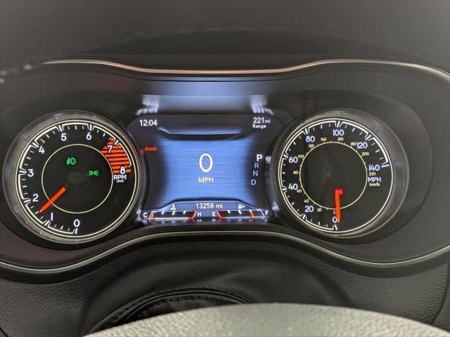 2022 Jeep Cherokee Latitude Lux 4x4