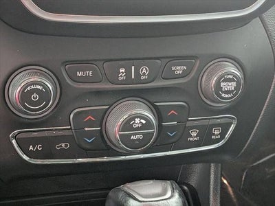 2022 Jeep Cherokee Latitude Lux 4x4