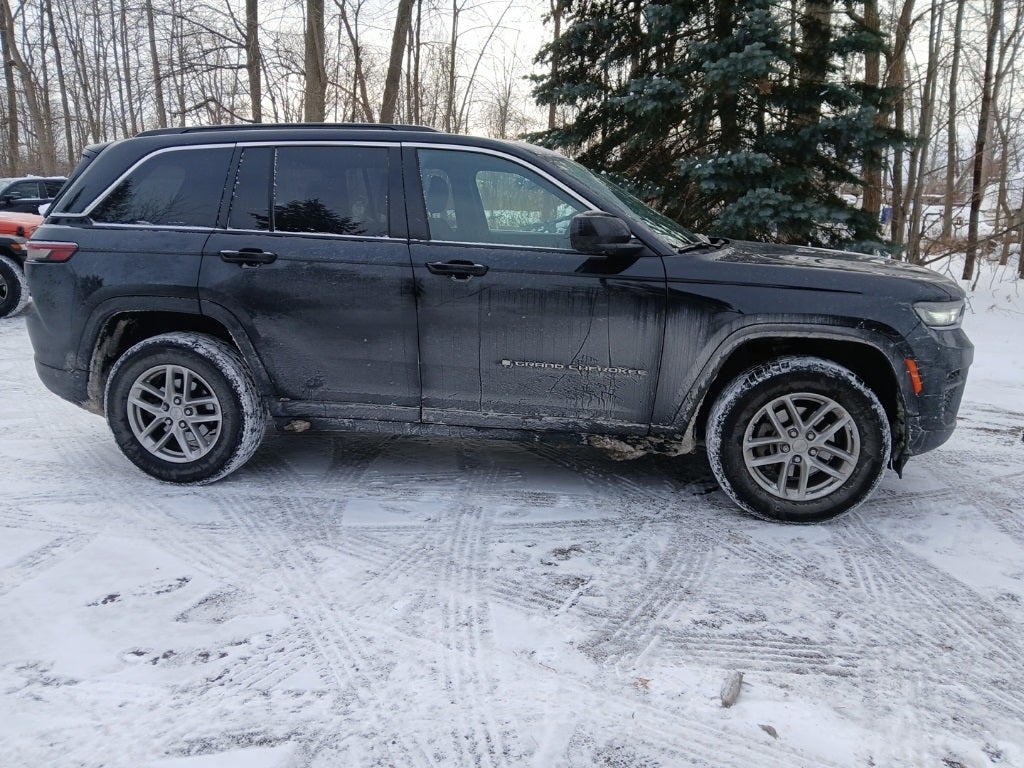 2024 Jeep Grand Cherokee Laredo X 4x4