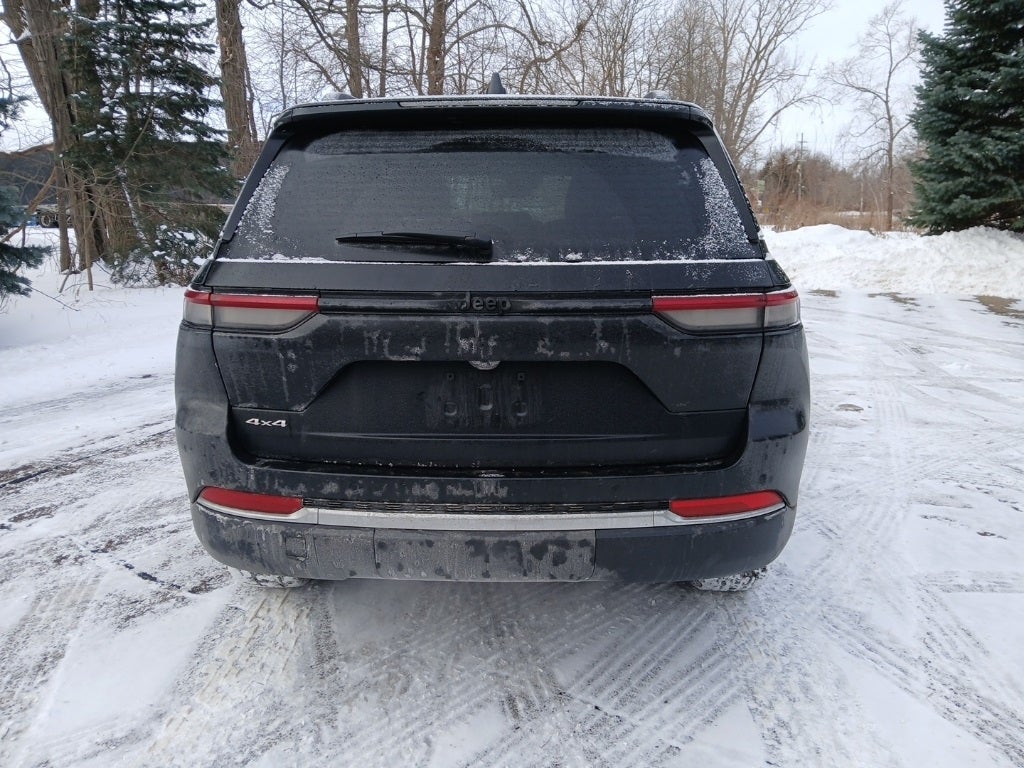 2024 Jeep Grand Cherokee Laredo X 4x4