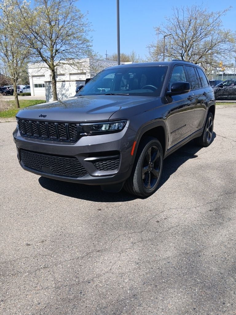 2024 Jeep Grand Cherokee Altitude 4x4