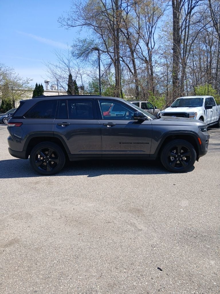 2024 Jeep Grand Cherokee Altitude 4x4