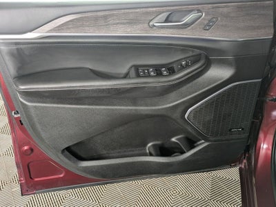 2023 Jeep Grand Cherokee Overland 4x4