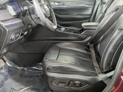 2023 Jeep Grand Cherokee Overland 4x4