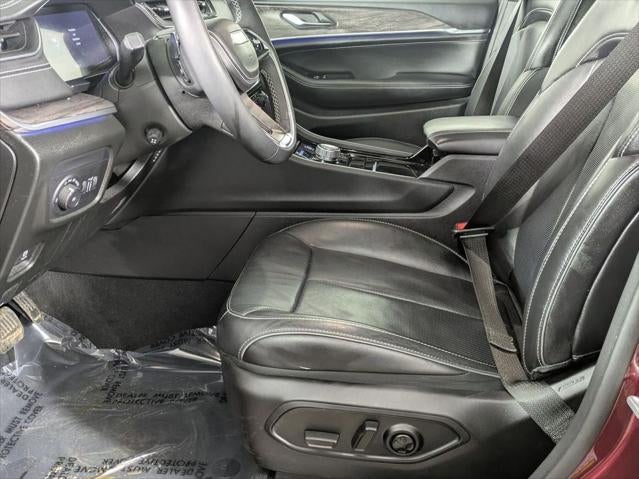 2023 Jeep Grand Cherokee Overland 4x4