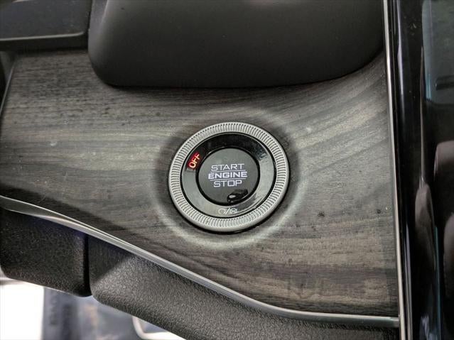 2023 Jeep Grand Cherokee Overland 4x4