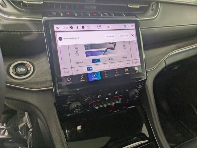 2023 Jeep Grand Cherokee Overland 4x4