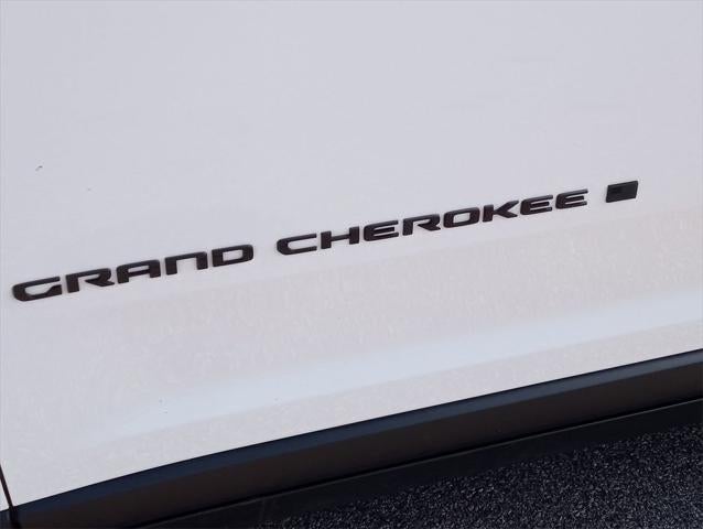 2024 Jeep Grand Cherokee L Altitude 4x4