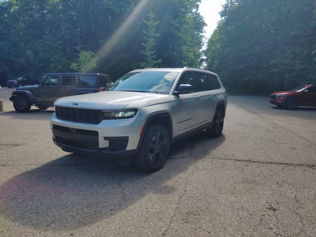 2023 Jeep Grand Cherokee L Altitude 4x4