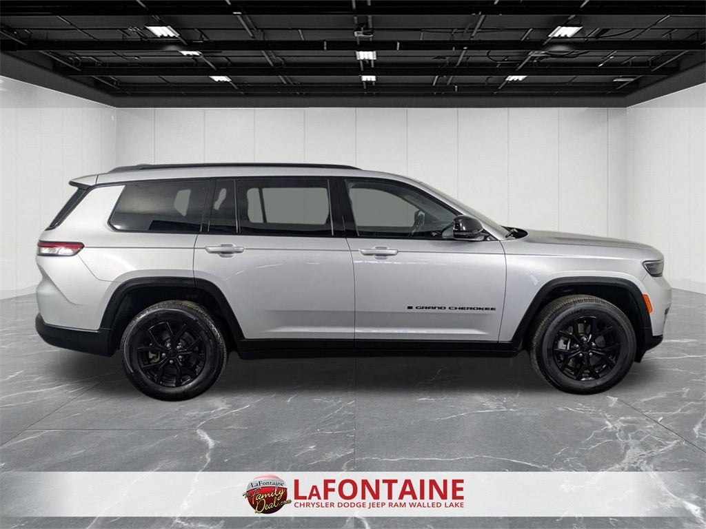 2024 Jeep Grand Cherokee L Altitude 4x4
