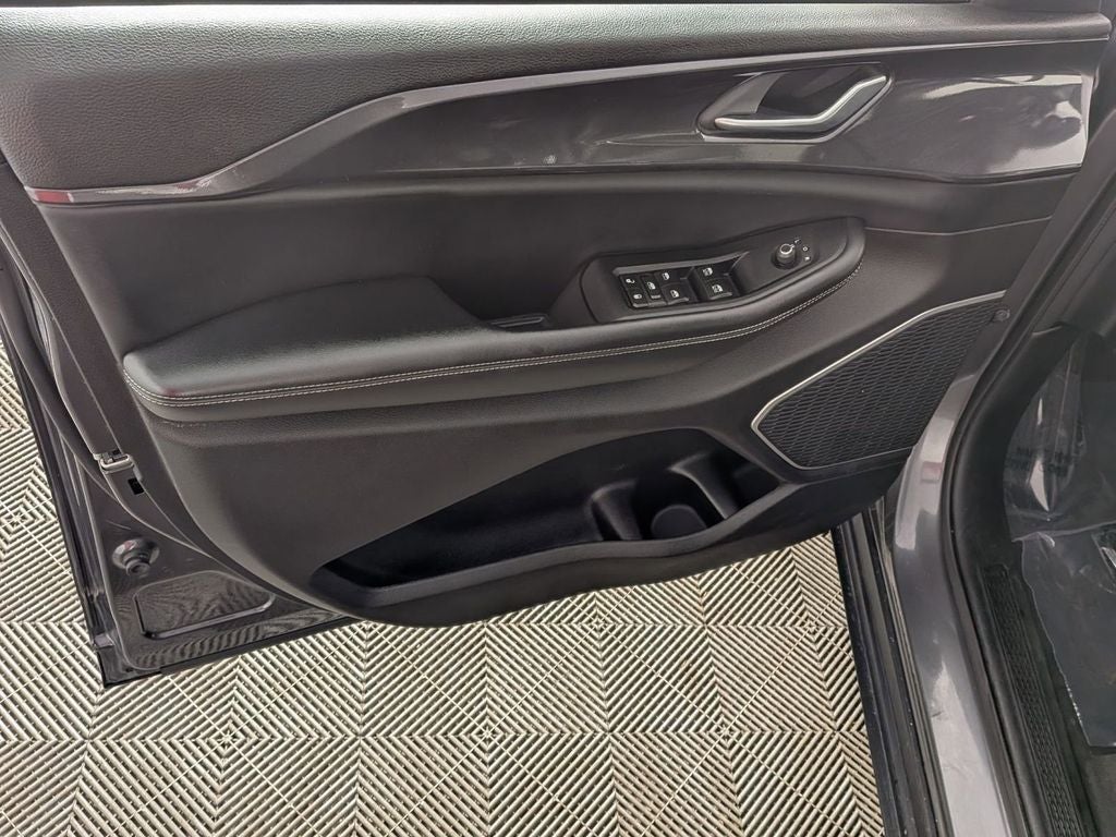 2021 Jeep Grand Cherokee L Altitude 4x4