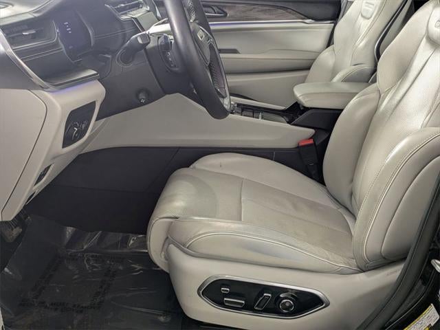 2023 Jeep Grand Cherokee L Overland 4x4