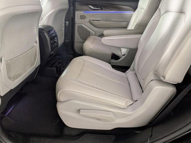 2023 Jeep Grand Cherokee L Overland 4x4