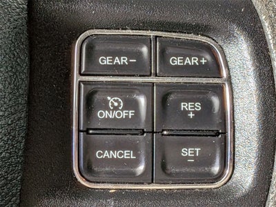 2020 RAM 1500 Classic SLT Crew Cab 4x4 6'4' Box