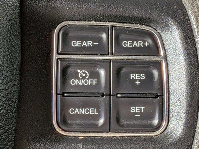 2020 RAM 1500 Classic SLT Crew Cab 4x4 6'4' Box