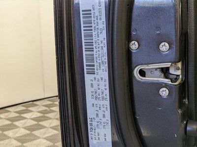 2020 RAM 1500 Classic SLT Crew Cab 4x4 6'4' Box