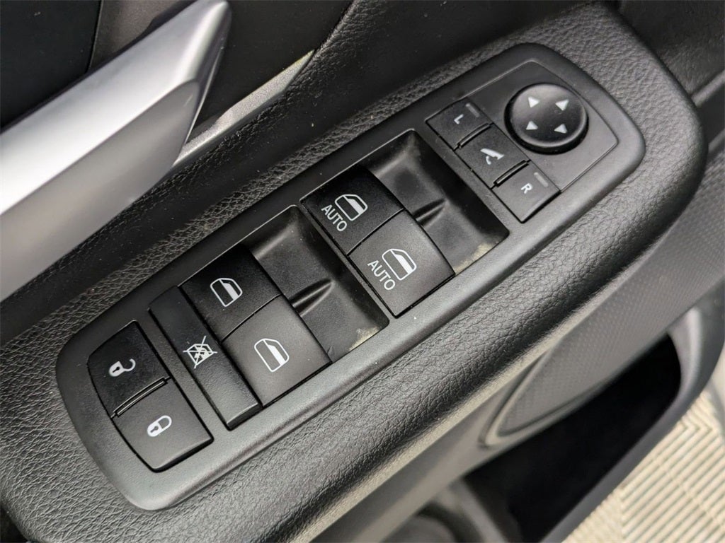 2019 RAM 1500 Big Horn/Lone Star Crew Cab 4x4 5'7' Box