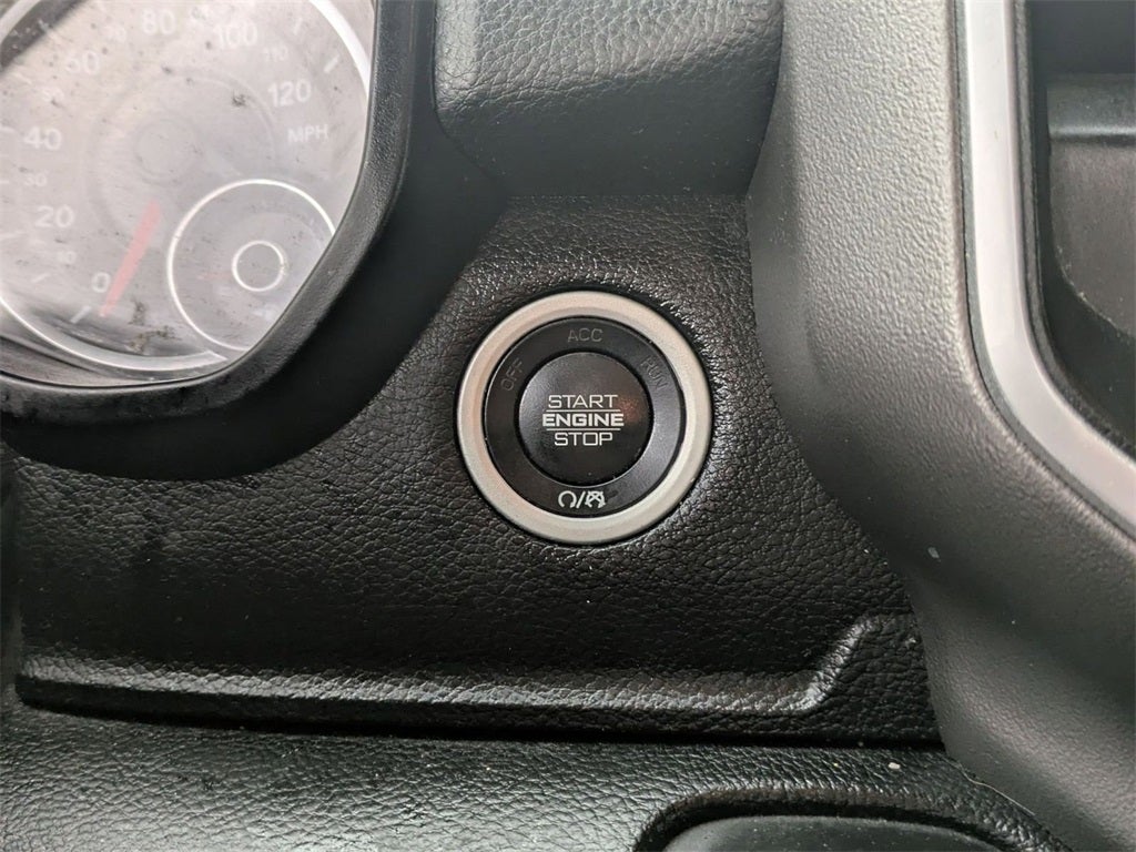 2019 RAM 1500 Big Horn/Lone Star Crew Cab 4x4 5'7' Box