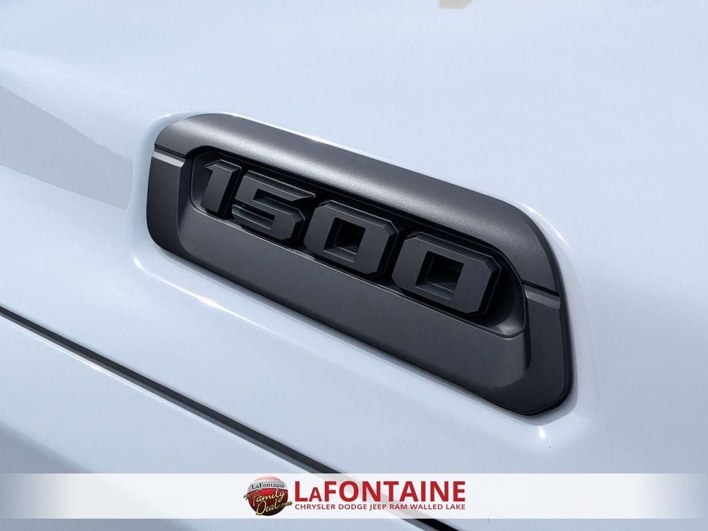 2021 RAM 1500 Big Horn Crew Cab 4x4 5'7' Box