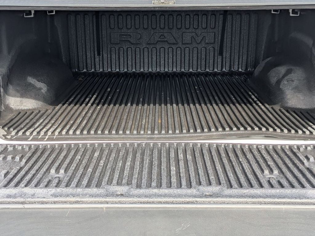 2021 RAM 1500 Big Horn Crew Cab 4x4 5'7' Box