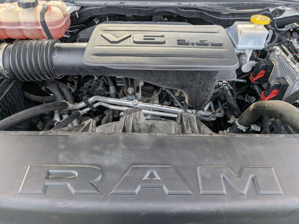 2021 RAM 1500 Big Horn Crew Cab 4x4 5'7' Box