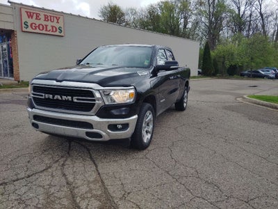 2020 RAM 1500 Big Horn Quad Cab 4x4 6'4' Box