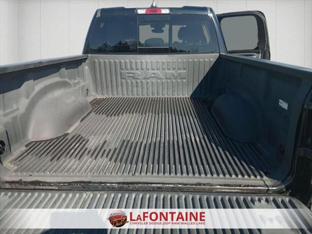 2020 RAM 1500 Big Horn Quad Cab 4x4 6'4' Box