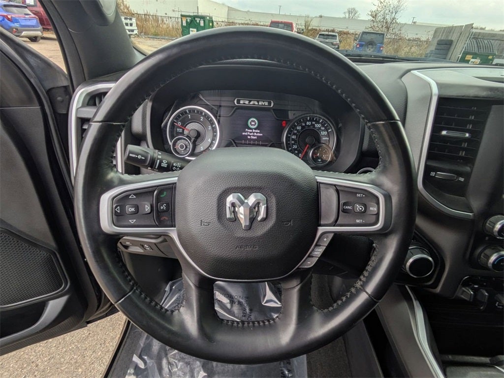 2022 RAM 1500 Big Horn Crew Cab 4x4 5'7' Box