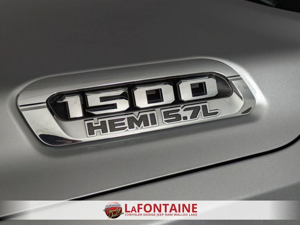 2019 RAM 1500 Big Horn/Lone Star Crew Cab 4x4 5'7' Box