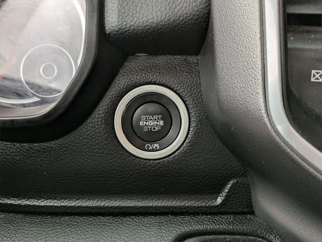 2019 RAM 1500 Big Horn/Lone Star Crew Cab 4x4 5'7' Box