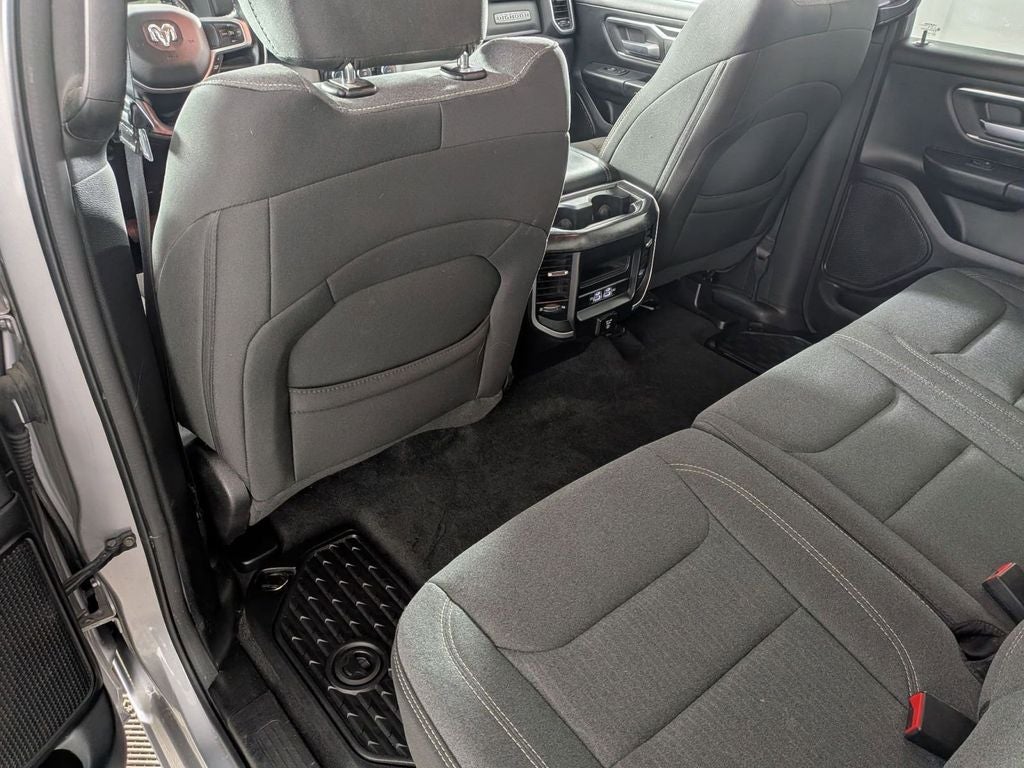 2021 RAM 1500 Big Horn Crew Cab 4x4 5'7' Box