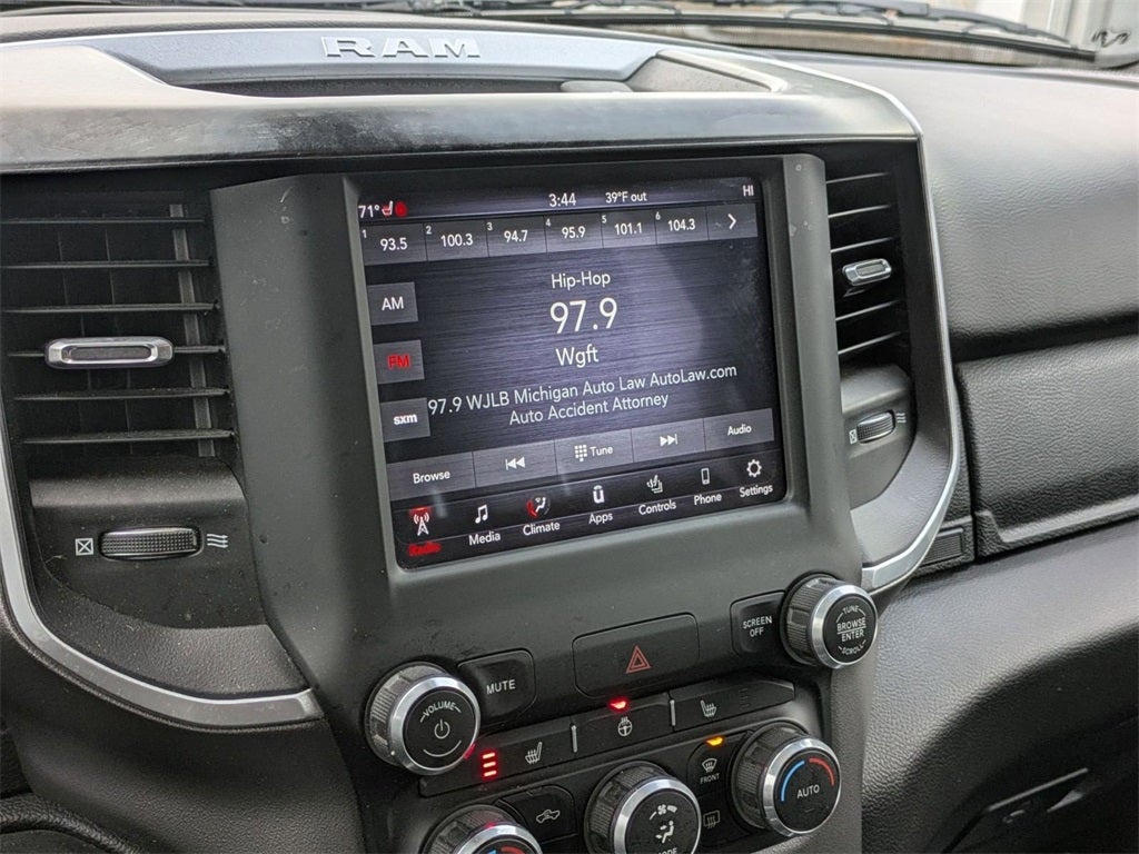 2019 RAM 1500 Big Horn/Lone Star Crew Cab 4x4 5'7' Box