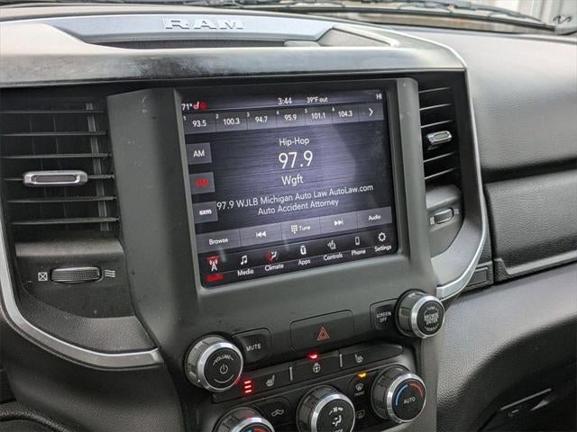 2019 RAM 1500 Big Horn/Lone Star Crew Cab 4x4 5'7' Box