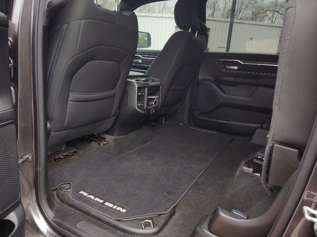 2021 RAM 1500 Big Horn Crew Cab 4x4 5'7' Box