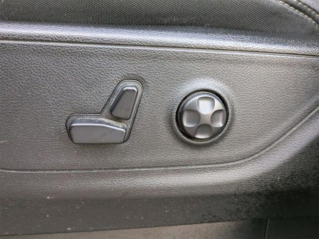 2021 RAM 1500 Big Horn Crew Cab 4x4 5'7' Box