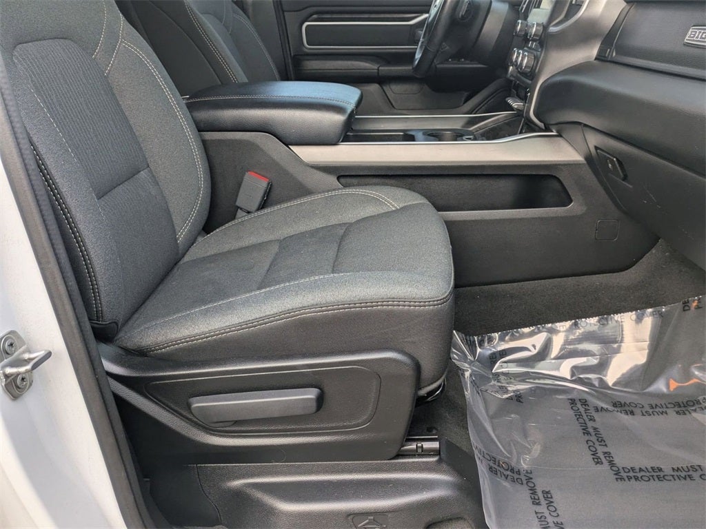 2020 RAM 1500 Big Horn Crew Cab 4x4 5'7' Box