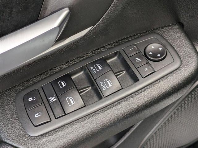 2020 RAM 1500 Big Horn Crew Cab 4x4 5'7' Box