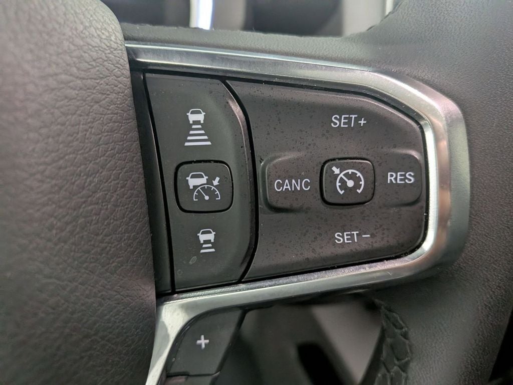 2026 RAM 1500 Laramie Crew Cab 4x4 5'7' Box