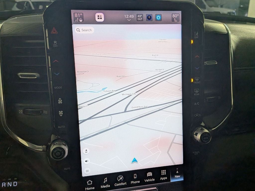 2026 RAM 1500 Laramie Crew Cab 4x4 5'7' Box