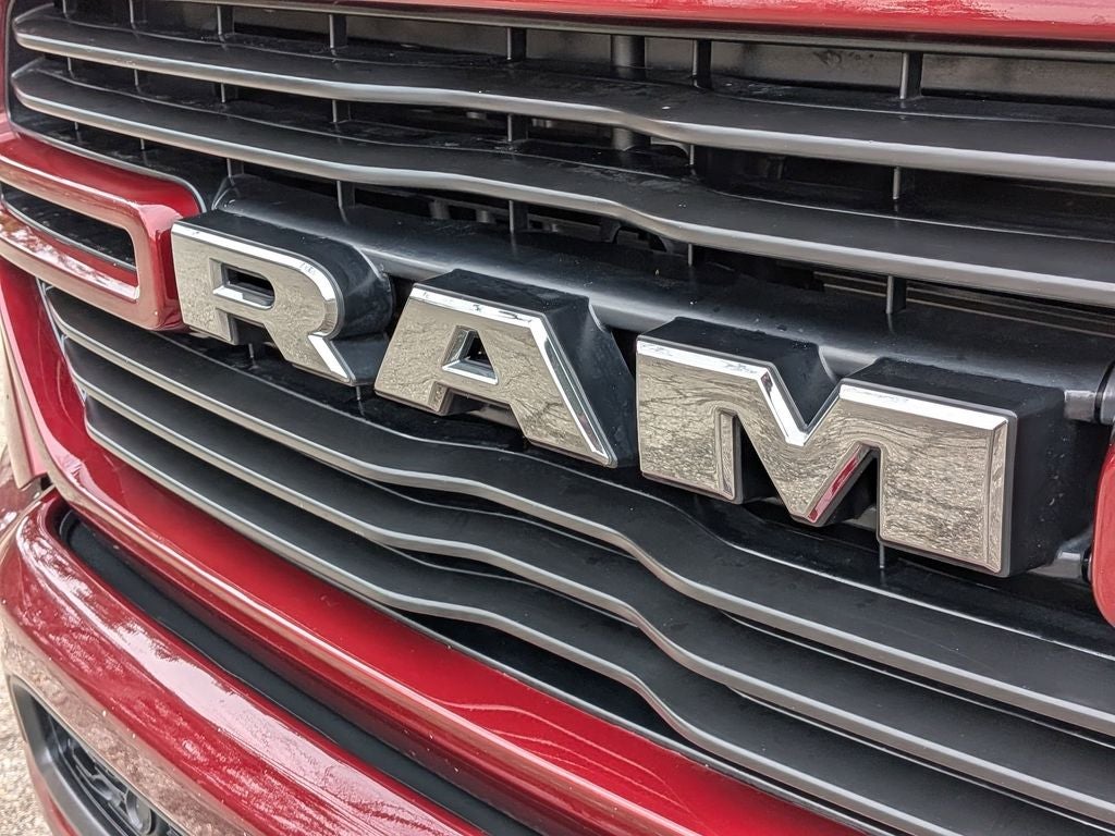 2023 RAM 1500 Laramie Crew Cab 4x4 5'7' Box