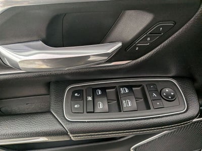 2022 RAM 1500 Laramie Crew Cab 4x4 5'7' Box