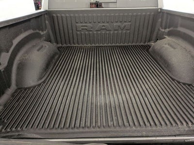 2022 RAM 1500 Laramie Crew Cab 4x4 5'7' Box