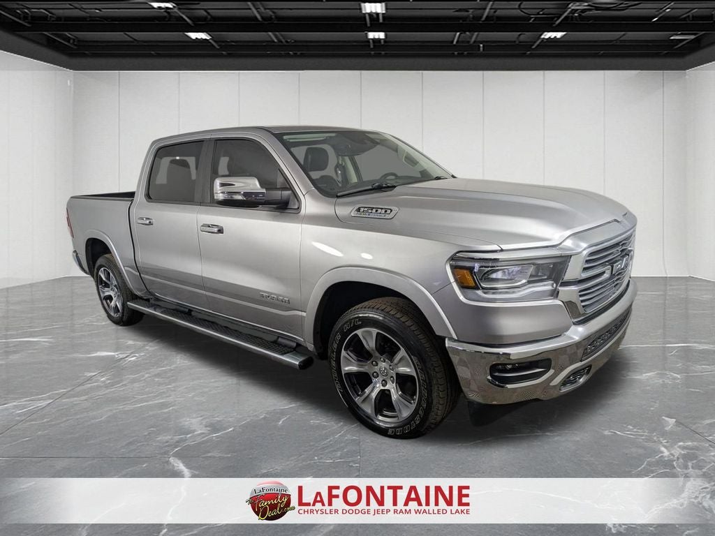2022 RAM 1500 Laramie Crew Cab 4x4 5'7' Box